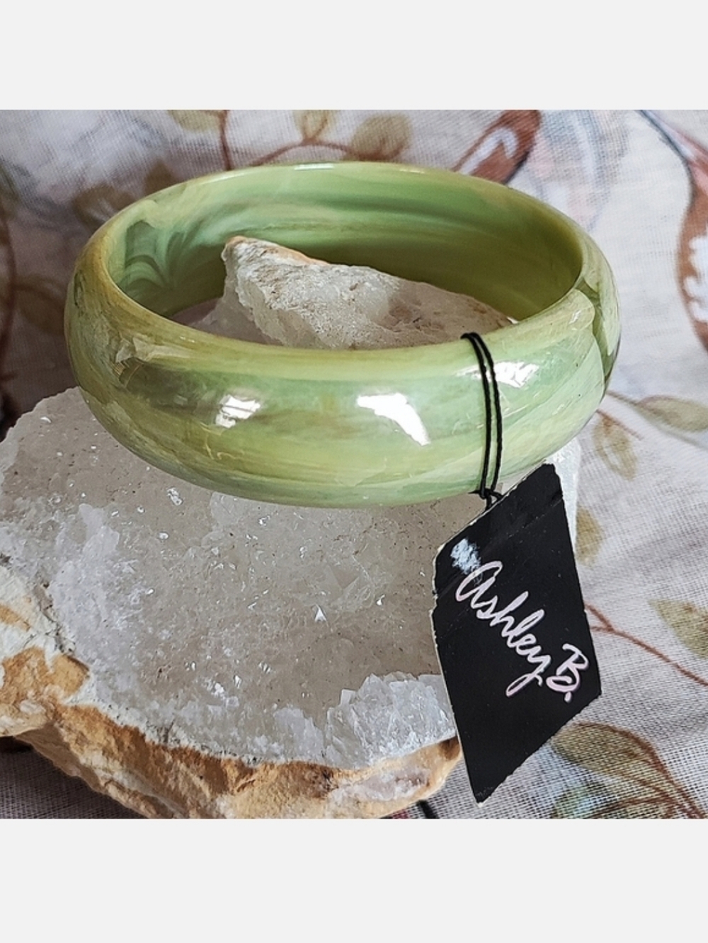 Green Swirl Luster Lusterous Shiny Lucite Ashley B Brand Cuff Bangle Bracelet